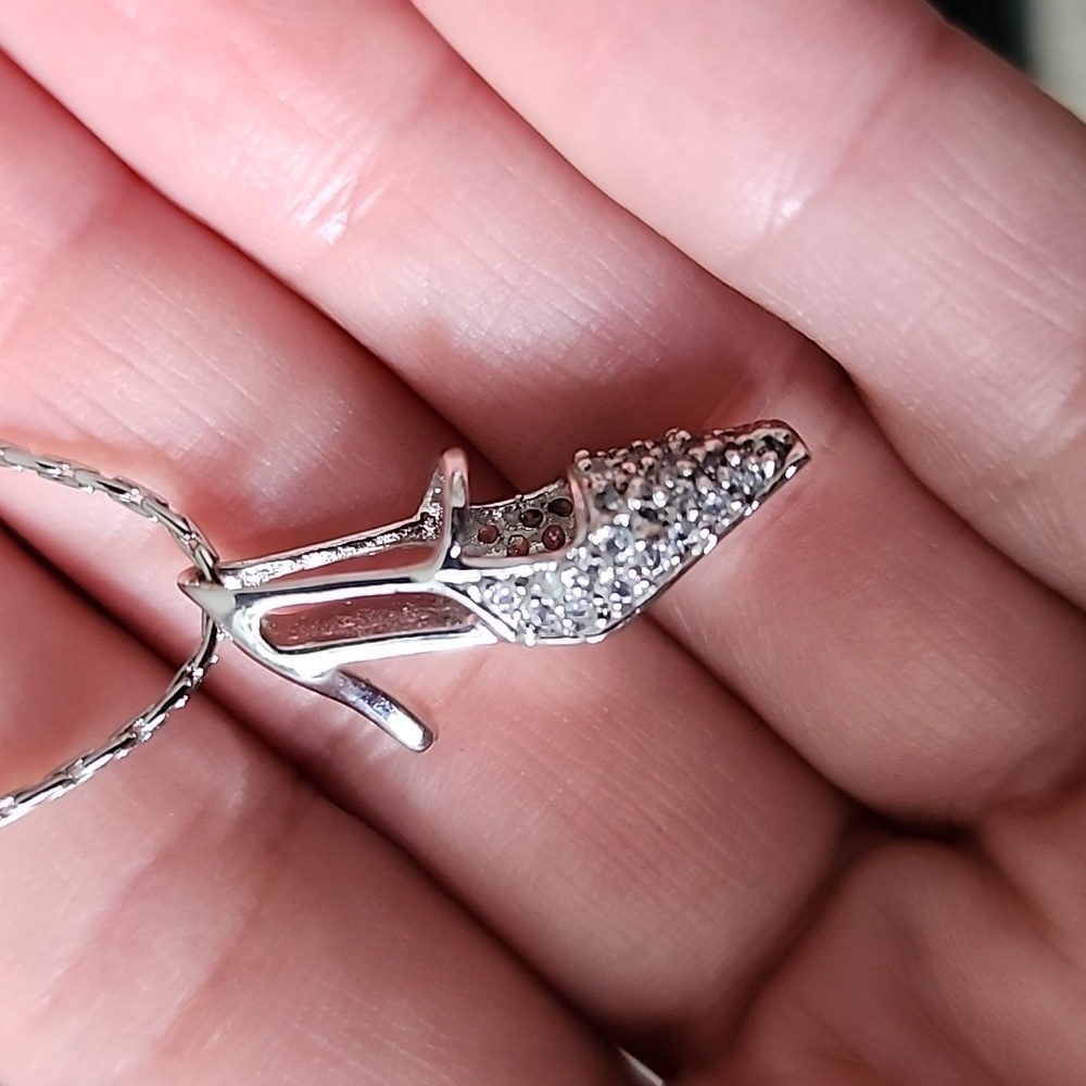 Glam high heel pendant and chain**Everything Must Go SALE*